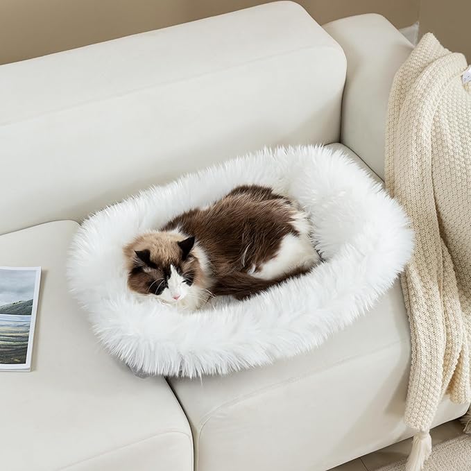 Fluffy Dog Cat Bed Mat 19.6x31.4 inch, Washable Soft Plush Faux Fur Warm Area Puppy Pads Blanket for Indoor Pet Sleep Cushion White