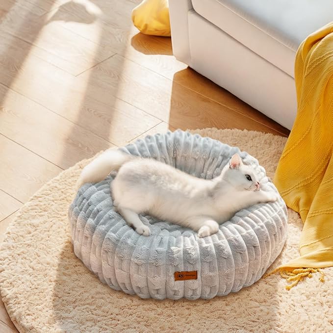 ShinHye Cat Bed - Washable Donut Bed for Cats and Small Dogs, Calming Round Pet Bed with Non-Slip Bottom, Indoor Comfort for Puppy & Kitten(ZJ-Grey-20x20)