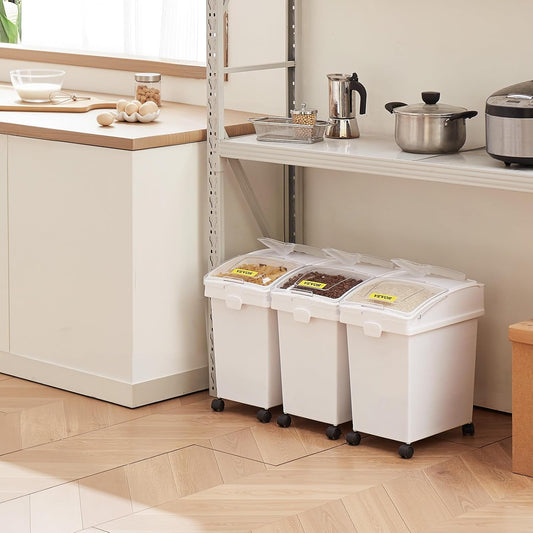 VEVOR Ingredient Bin, 5.2 Gallons Capacity Ingredient Storage Bin, 3 Pcs/Set, PP Material Flour Bins On Wheels, White Shelf Ingredient Bin with Scoop and Sliding Lid, Commercial Storage Bins