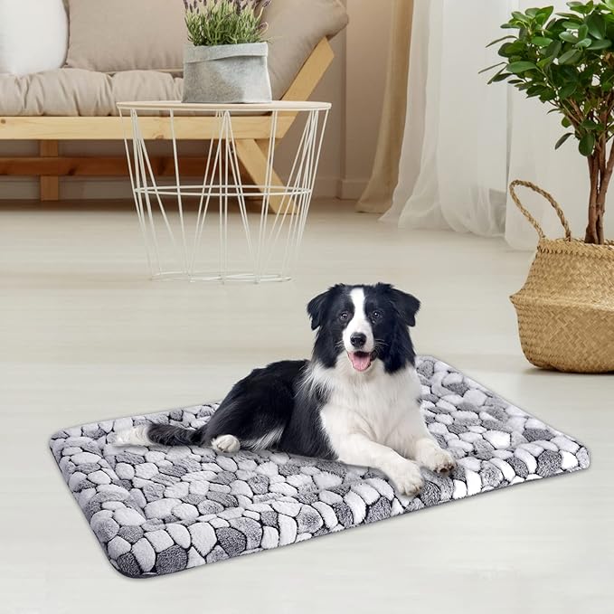 VANKEAN Dog Crate Pad Bed Mat Reversible (Warm & Cool), Soft Pet Sleeping Mat Dog Bed for Crate Suitable for Small to XX-Large Dogs and Cats, Machine Washable Crate Beds, Grey Stone Pattern