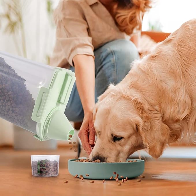 SenseYo 2.5lb Pet Food Storage Container with Measuring Cup, 3L Cat Food Storage Container Dog Food Storage BPA Free for Small Dog, Cat, Bird (Green)