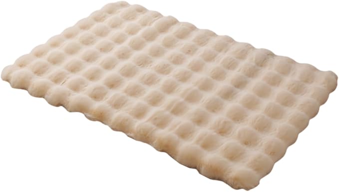 SHENGOCASE Pet Cushion Pad, Faux Fur Dog and Cat kneading Pillow, Cozy Bed Insert for Crate Pad Padding for Cage Kennel House Condo Shelf (15.7" x 23.6")