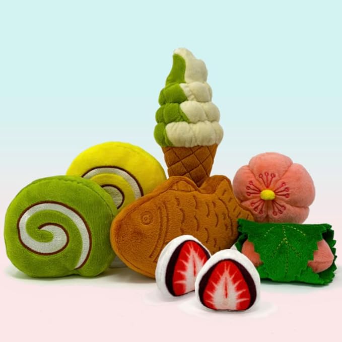 munchiecat Japanese Taiyaki Toy with Organic Catnip | Refillable, Washable for Cats and Kittens | Crinkles