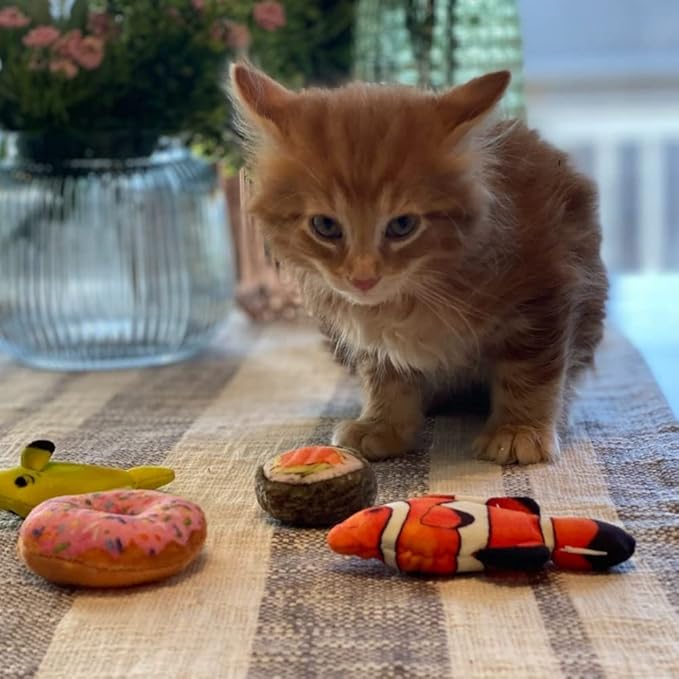 Huxley & Kent Plush Cat Toy | Sushi | Snack Attack Strong Catnip Filled Cat Toy | Plush Interactive Kitten and Cat Toy with Catnip and Crinkle | Kittybelles