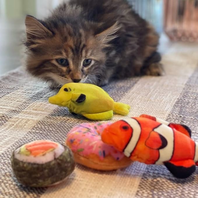 Huxley & Kent Plush Cat Toy | Sushi | Snack Attack Strong Catnip Filled Cat Toy | Plush Interactive Kitten and Cat Toy with Catnip and Crinkle | Kittybelles