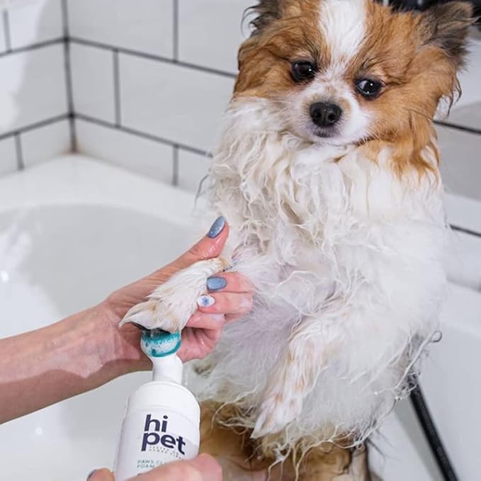 Hi Pet Dog Paw Cleaner Foam with Built-in Paw Scrubber Brush, Paw Cleaner for Dogs and Cats, Cat and Dog Paw Moisturizer, Effortless and Easy-to-Use Bottle Design Dog Feet Cleaner (Pack of 3)
