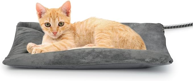 Outdoor Heated Cat Bed, Soft Pet Heating Pad with Steel-Wrapped Cord, Outside Pet Warmer for Feral Cats and Dogs, 15.7" x 11.8", 30 Watts