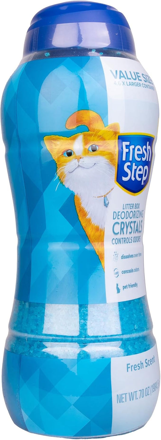 Fresh Step Cat Litter Crystals in Fresh Scent - Cat Litter Box Deodorizer - Combats Odors and Neutralizes Smells to Keep Your Home Clean, Value Size, 70 Ounce