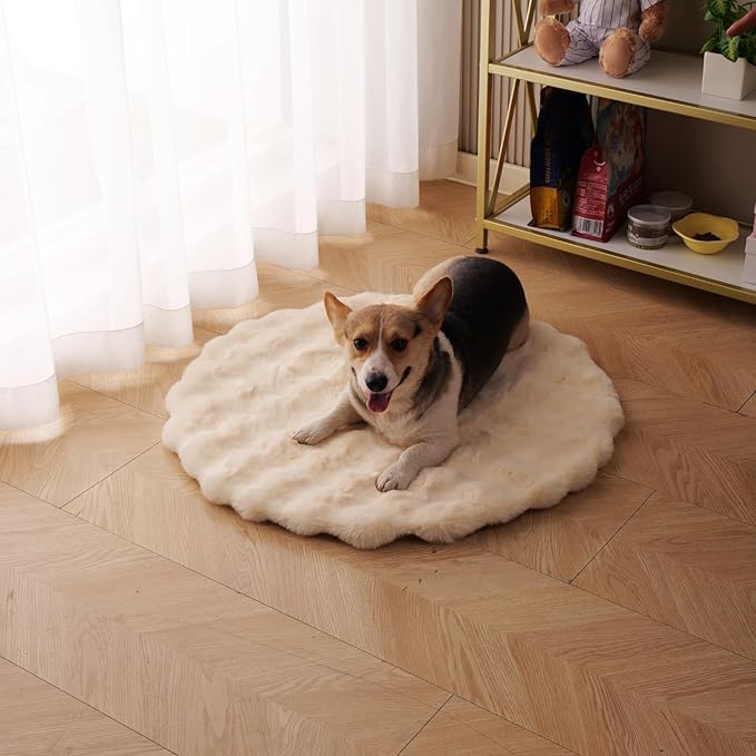 SHENGOCASE Pet Cushion Pad, Faux Fur Dog and Cat kneading Pillow, Cozy Bed Insert for Crate Pad Padding for Cage Kennel House Condo (31.5")
