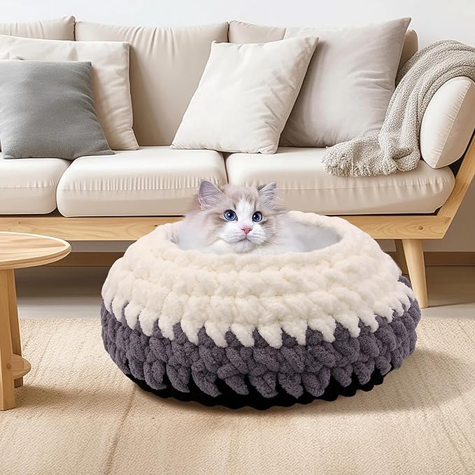 Ombre Gradient Round Cat Bed for Indoor Cats, Chunky Knit Washable & Plush Pet Bed, Cozy Nest with Non-Slip Bottom for Small Medium Cats