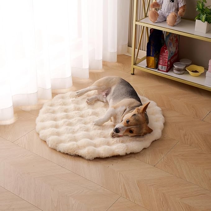 SHENGOCASE Pet Cushion Pad, Faux Fur Dog and Cat kneading Pillow, Cozy Bed Insert for Crate Pad Padding for Cage Kennel House Condo (27.6")