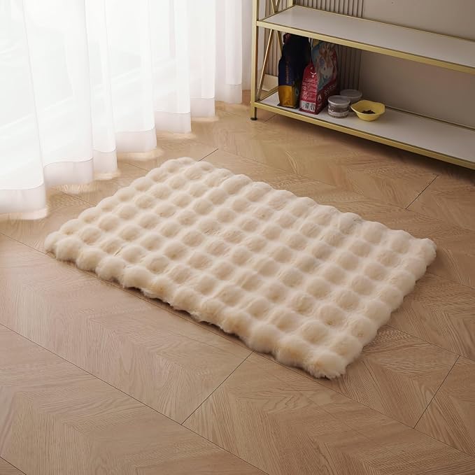 SHENGOCASE Pet Cushion Pad, Faux Fur Dog and Cat kneading Pillow, Cozy Bed Insert for Crate Pad Padding for Cage Kennel House Condo Shelf (27.5" x 41")