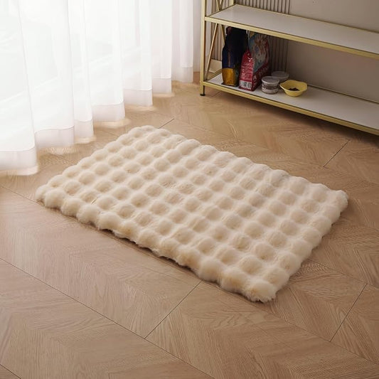 SHENGOCASE Pet Cushion Pad, Faux Fur Dog and Cat kneading Pillow, Cozy Bed Insert for Crate Pad Padding for Cage Kennel House Condo Shelf (27.5" x 41")