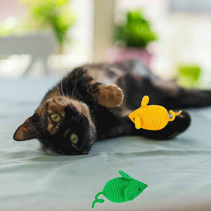4Pcs Catnip Toys Crochet Mice Toys,Yarn Mouse Toys for Cats Cat Nip Mouse Toys Safe Teeth Cleaning Animals Chew Toy for Indoor Interactive Kittens Toy