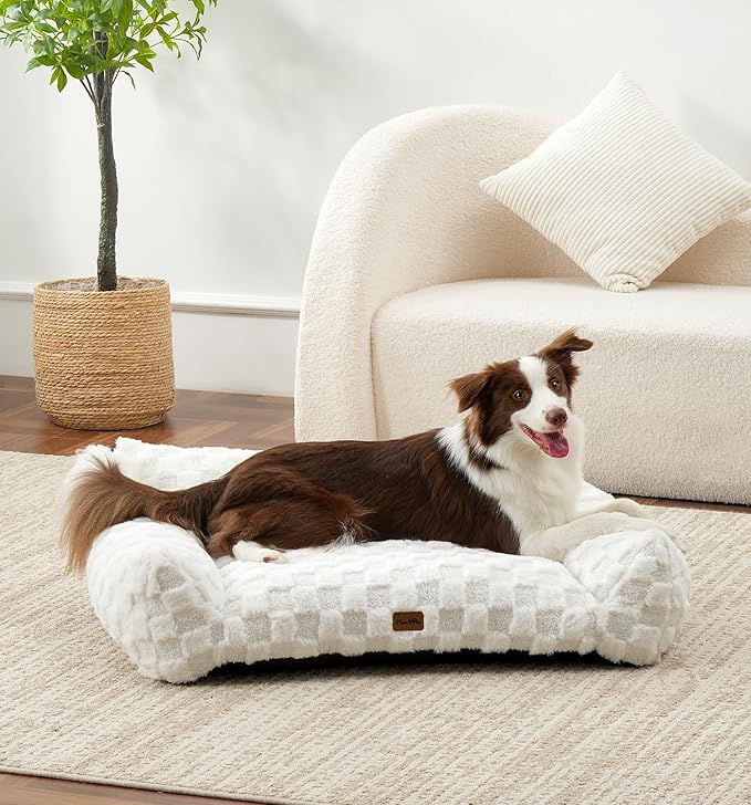 Made4Pets Dog Couch Bed, Soft Faux Fur Checkered Pet Sofa, Comfortable Fluffy Dog Sofa with Supportive Foam, Removable Washable Cover with Non-Slip Base, White, Large