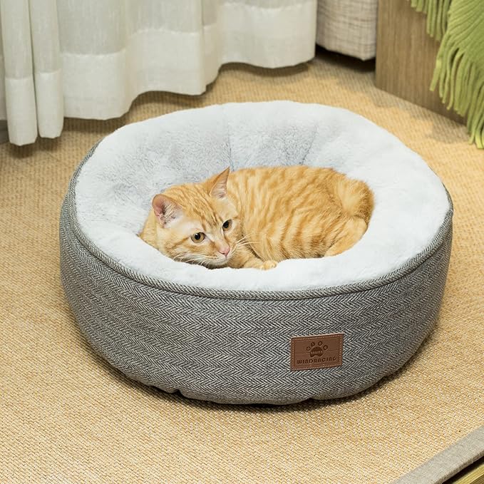 Cat Beds for Indoor Cats, Dog Bed for Small Dogs Breeds, Soft Kennel Bed, Comfy Durable Pet Sleeping Bed, Washable Roun Cat Bed & Non-Slip Bottom, Size 20" L x 20" W x 7" Th