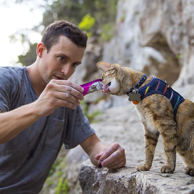 Nulo Freestyle Grain-Free Perfect Purees Premium Wet Cat Treats, Squeezable Meal Topper for Felines, High Moisture Content to Support Cat Hydration, 0.5 Ounce, Tuna & Crab (Pack of 48)