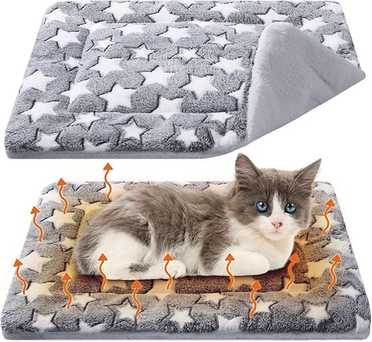2 Pack Self Warming Cat Mat Self Heating Pad Bed Reversible Machine Washable Reflects Body Heat Warm Thermal Pet Pad Crate Blanket for Feral and Indoor Cat(Star,22'' X 18'')