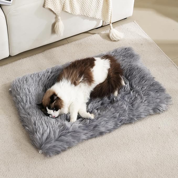 Fluffy Dog Cat Bed Mat 19.6x31.4 inch, Washable Soft Plush Faux Fur Warm Area Puppy Pads Blanket for Indoor Pet Sleep Cushion Grey