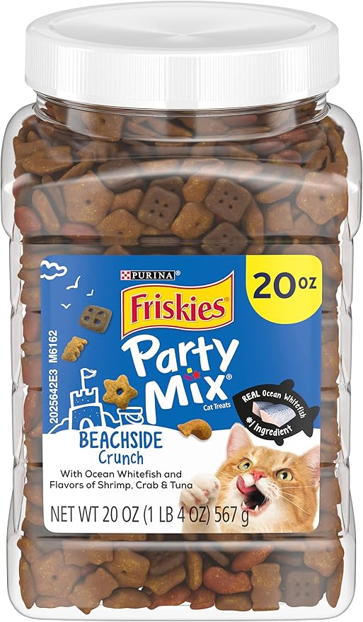 Purina Friskies Party Mix Cat Treats, Beachside Crunch, Made with Ocean Whitefish, Crunchy Cat Treats for Adult Cats, 20-Ounce Resealable Canister (Pack of 4)