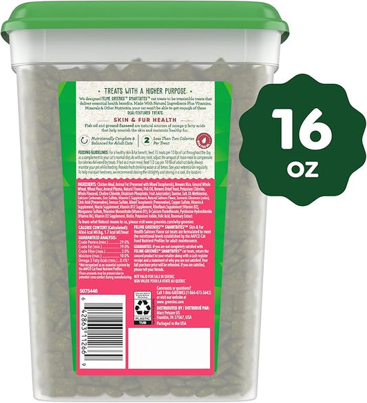 Greenies Feline Smartbites Skin & Fur Health Crunchy and Soft Cat Treats, Salmon Flavor, 16 oz. Tub