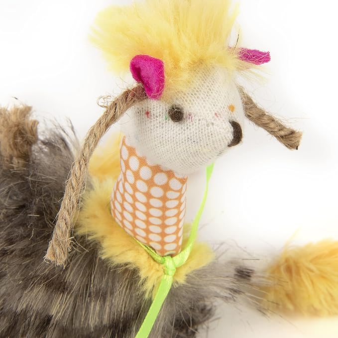 Petlinks HappyNip Loopy Llama Plush Cat Toy, Contains Silvervine & Catnip - Yellow, One Size
