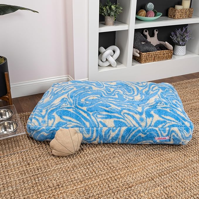 DBD3001G-XL Mabel 49.5" x 31.5" Designer Modern Ultra Soft Reversible Plush Rectangular Pet Bed with Washable Cover, Blue Lemonade Twist