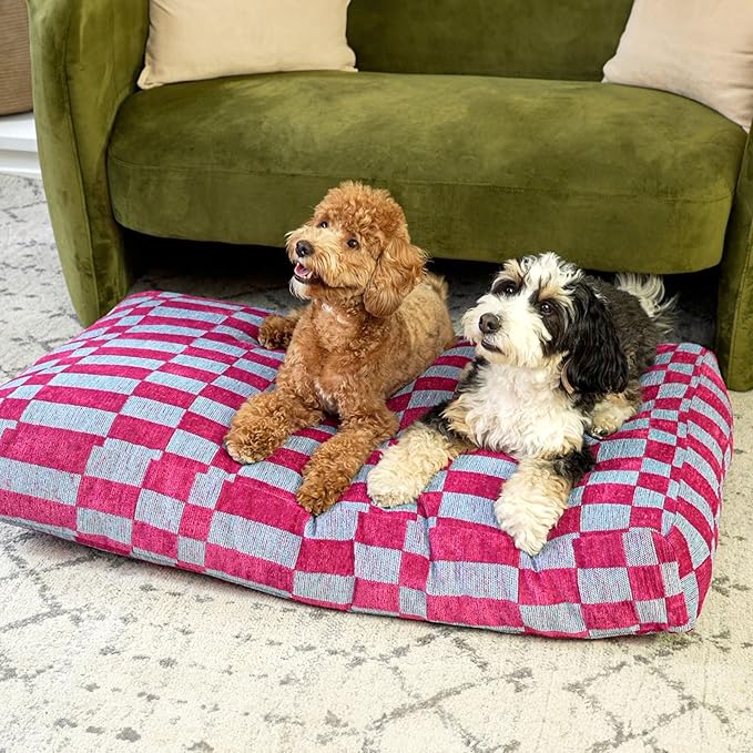 DBD3001C-M Mabel 35" x 23" Designer Modern Ultra Soft Reversible Plush Rectangular Pet Bed with Washable Cover, Blueberry Check
